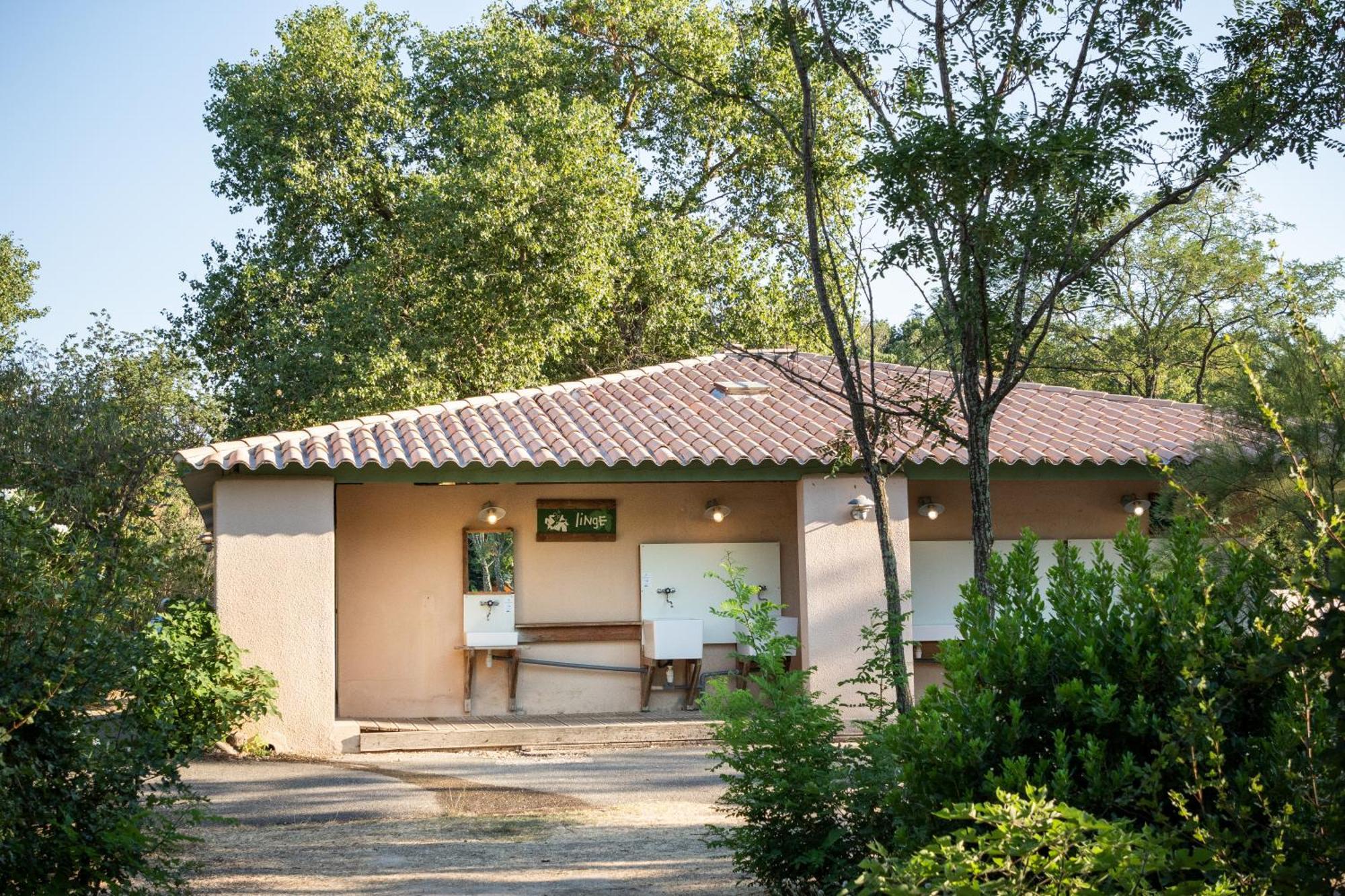 Huttopia Le Moulin Saint-Martin-dʼArdèche 外观 照片